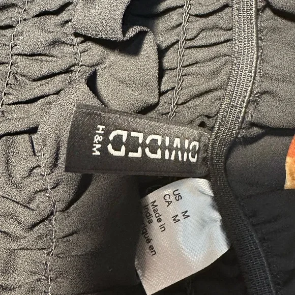 H&M crop top - Picture 3 of 4